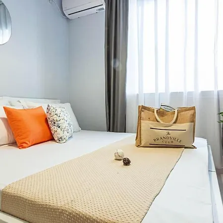 Himara City 32 - Central & Beach Access Экстерьер фото